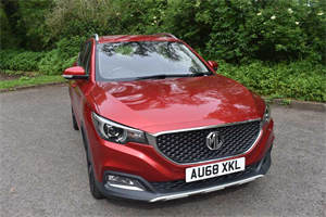 MG ZS