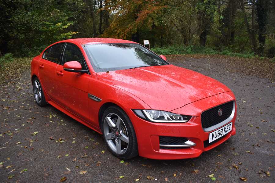 Jaguar Xe